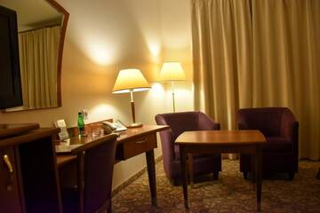 Фото номера Одноместный номер Отель Hotel Amaryllis г. Сважендз 9